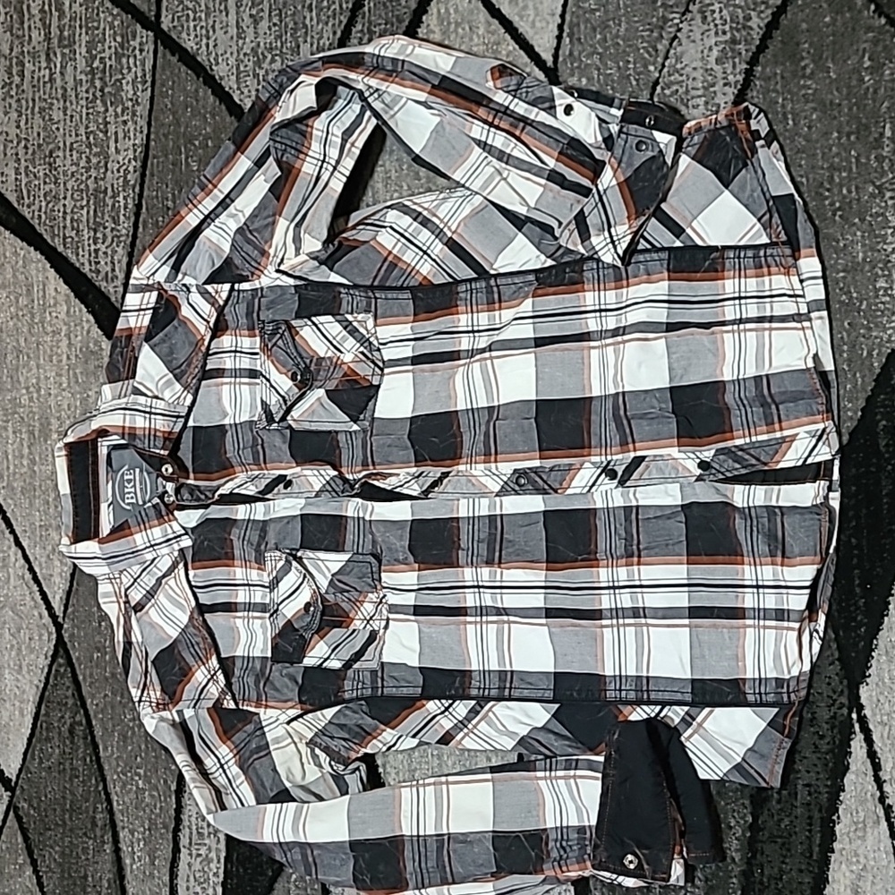 BKE PLAID SNAP-BUTTON STANDARD FIT LONG-SLEEVE SHIRT